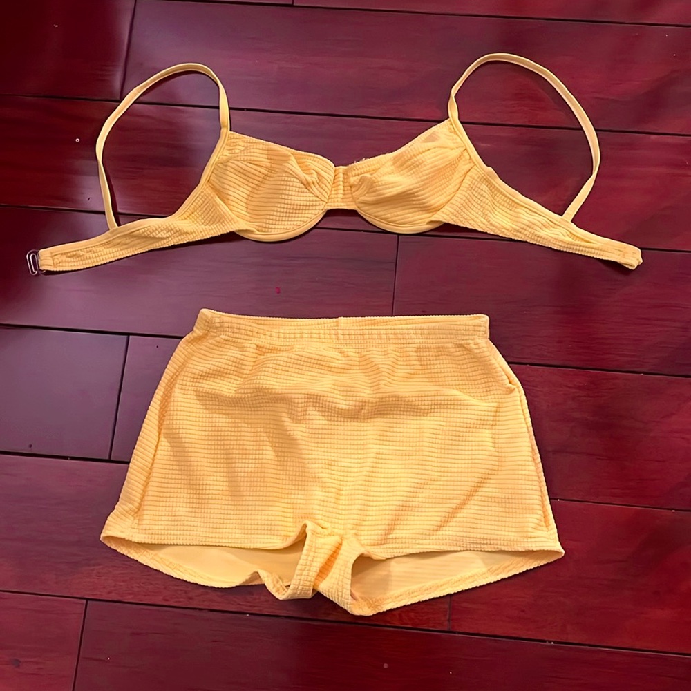 Stunning Yellow-Gold Two Piece Bikini Swim Set! Practically new, barely worn!